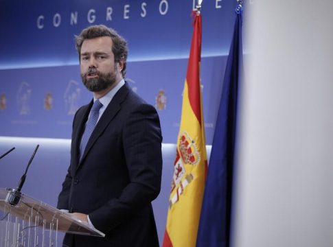 Vox anima al PP a apoyar su moción de censura: Vox anima al PP a apoyar su moción de censura: