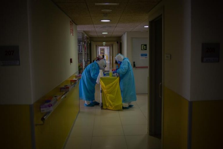 Vuelven a aumentar las muertes por Covid en Andalucía: 25 en las últimas 24 horas