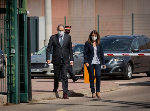 Torra llama a Gobierno y partidos a apoyar una ley de amnistía para los presos del 1-O Torra llama a Gobierno y partidos a apoyar una ley de amnistía para los presos del 1-O