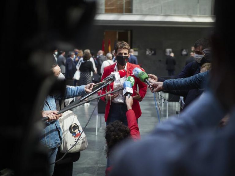 Chivite se muestra de acuerdo con un marco general para nuevas restricciones