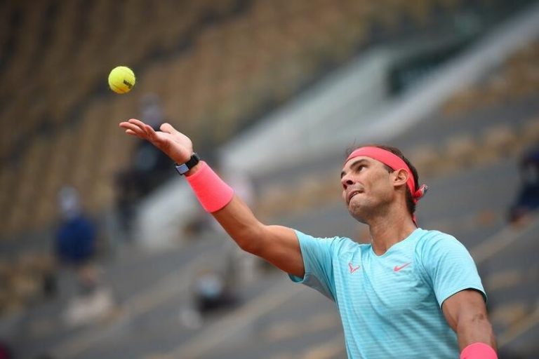 Nadal se mete en tercera ronda tras batir sin problemas a McDonald