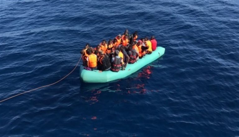 Llegan cuatro pateras a las costas canarias