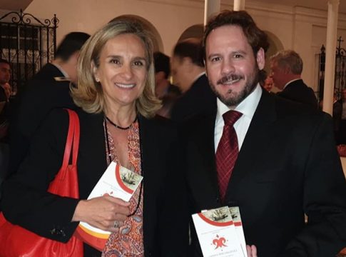 59484763_1269118533238542_312196602901037056_n