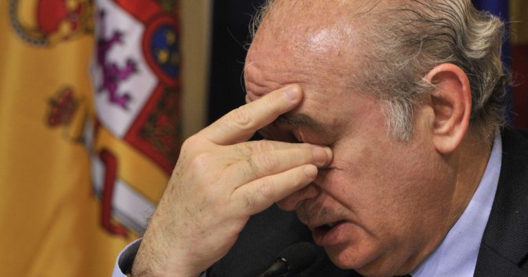 Fiscalía cuenta con pruebas que comprometen a Francisco Martínez