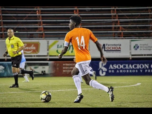 La trayectoria de Frank Angong, nuevo pivote defensivo del Barça 2 Angong Cibao