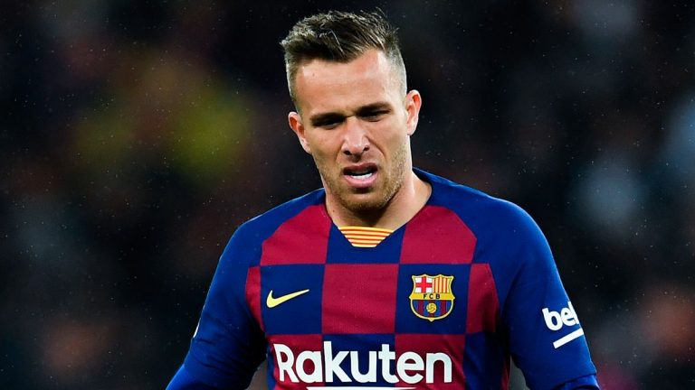 Arthur no se presenta en Barcelona y podría no jugar la 'Champions'