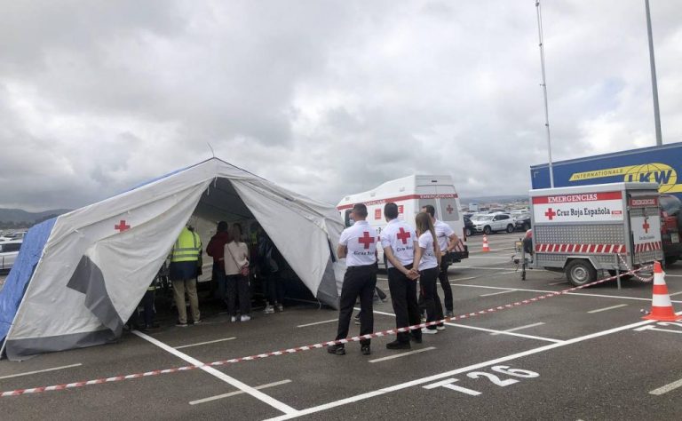 Cantabria ensaya una emergencia química en Derivados del Flúor