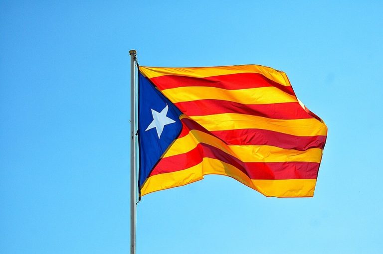 Cataluña celebra este viernes una Diada limitada por el coronavirus