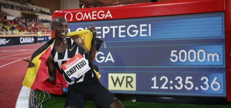 Cheptegei bate el récord del mundo de 5.000 en Mónaco