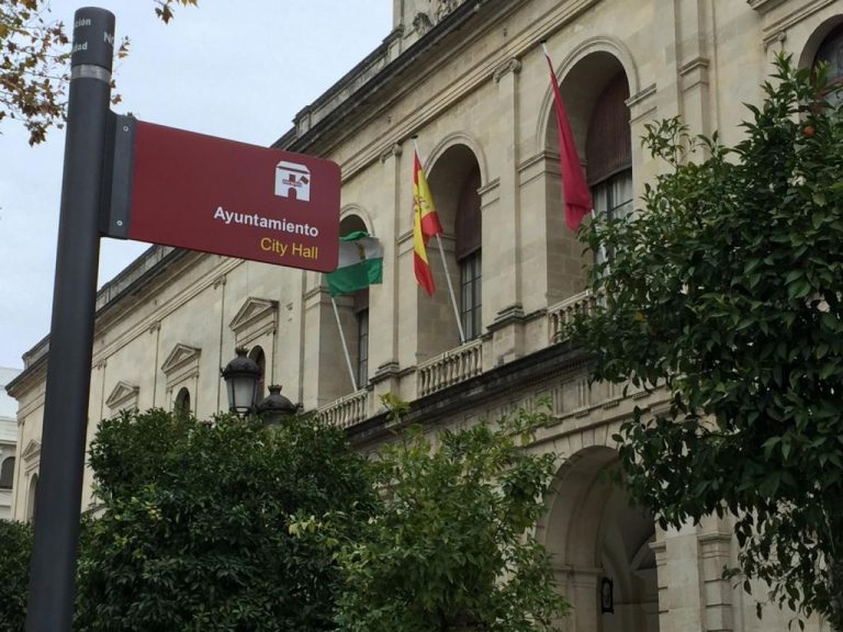 Cierra el CIAM de Distrito Sur de Sevilla por un positivo