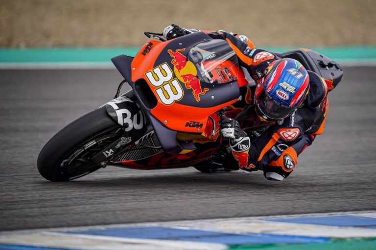 Binder acaba por milésimas con la dictadura de Yamaha en Misano