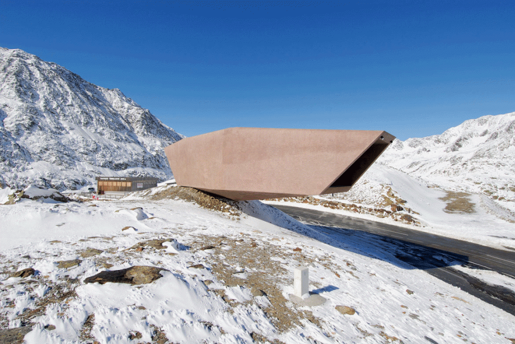 Edificios y obras arquitectónicas que desafían la gravedad