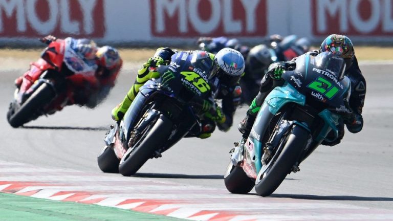 Morbidelli firma la pole en el dominio de Yamaha en MotoGP