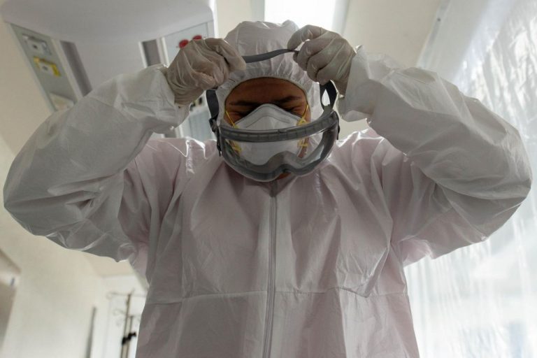 Cuatro nuevas víctimas mortales elevan a 740 los fallecidos por COVID-19 en Galicia