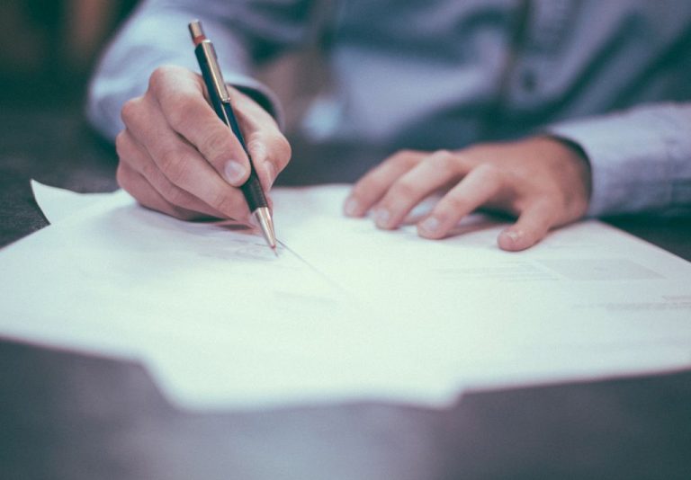 Facua elige a Olga Ruiz como nueva presidenta