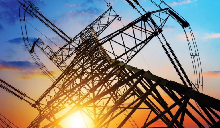 Gobierno reforma el bono social eléctrico para ampliar la cobertura a afectados por el Covid-19