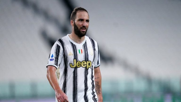La Juventus aparta a Higuaín: estos son sus posibles destinos