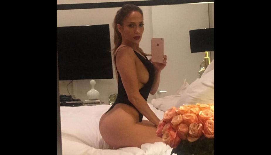 Jennifer López se quita la ropa y enseña su tatuaje más íntimo: “¡Qué fuerte!” 1 Jennifer López 1