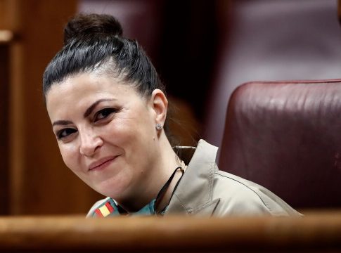 Macarena-Olona-Vox-Congreso-Diputados_1348975164_14937267_1280x720