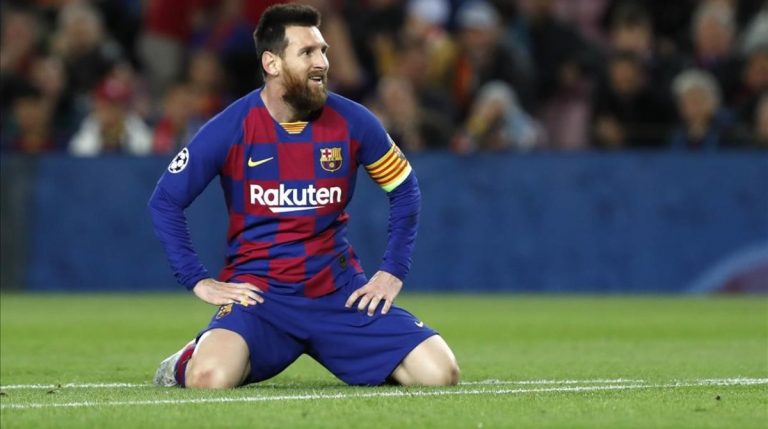 Messi no le aguanta y Koeman le aparta: adiós al Barcelona