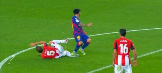 Un Barcelona discreto recupera el liderato y le pasa el 'marrón' al Madrid 1 Messi 3 2