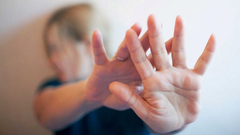 Andalucía concede en cinco meses 83 ayudas a mujeres víctimas de violencia de género