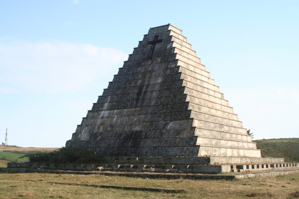 La pirámide de España y otras que son majestuosas y no están en Egipto 65 La pirámide de España y otras que son majestuosas y no están en Egipto