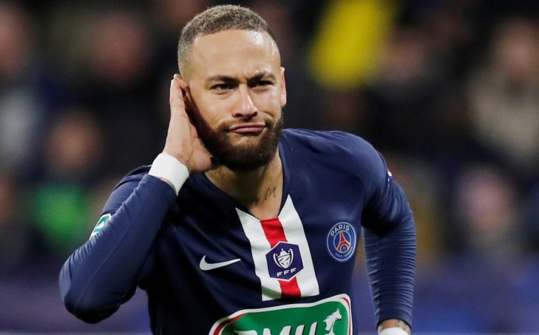 Le llaman chulo, pero es un mago: los mejores trucos de Neymar