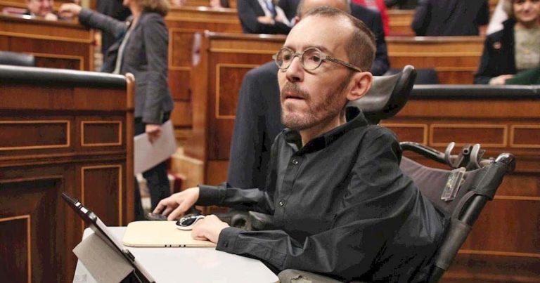 Pablo Echenique sostiene que denuncias intentaron 