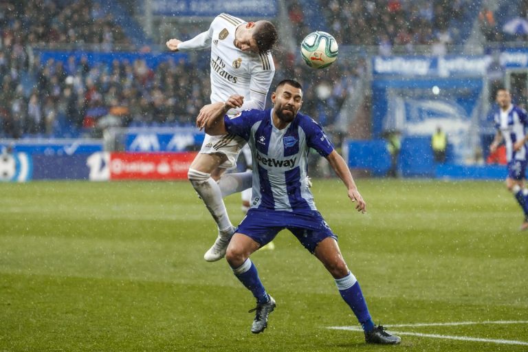 Un Real Madrid sin blindaje frente a un Alavés necesitado