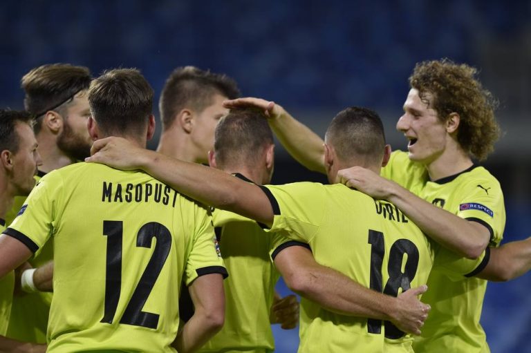 República Checa cambiará de jugadores para poder jugar contra Escocia