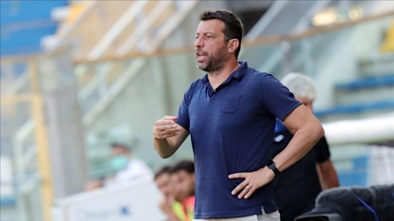 El Parma despide a su entrenador Roberto D'Aversa