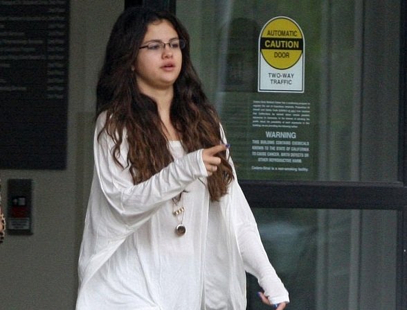 Selena sin maquillaje