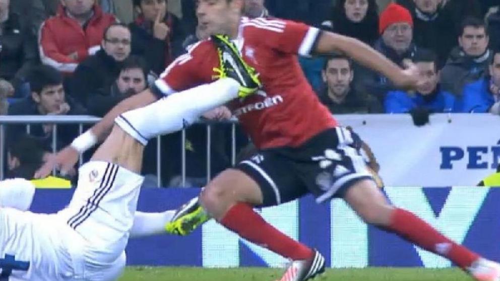 Normal que sea el más expulsado: las salvajes patadas de Sergio Ramos 2 Sergio Ramos