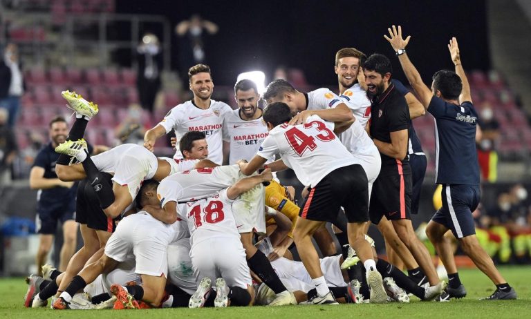 El Sevilla jugará la Supercopa de Europa ante Bayern o PSG