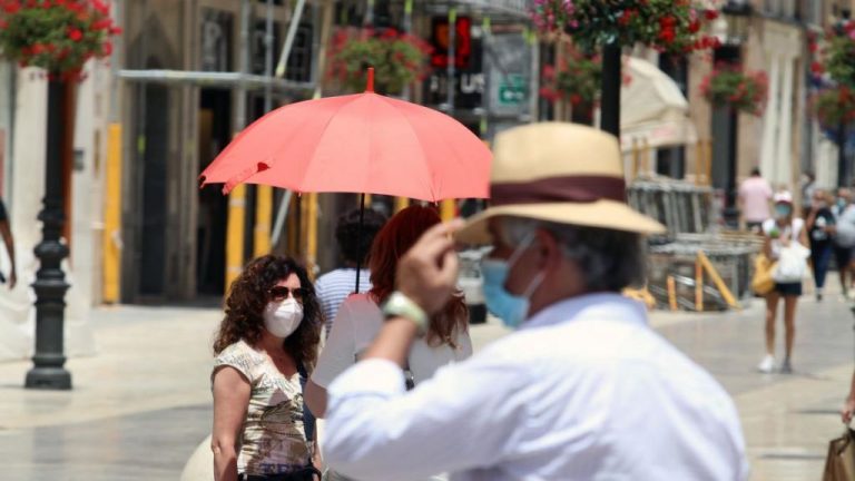 Cinco comunidades estarán este domingo en riesgo por altas temperaturas