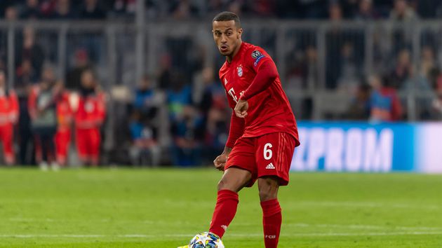 Thiago Alcántara entre Girona y Betis