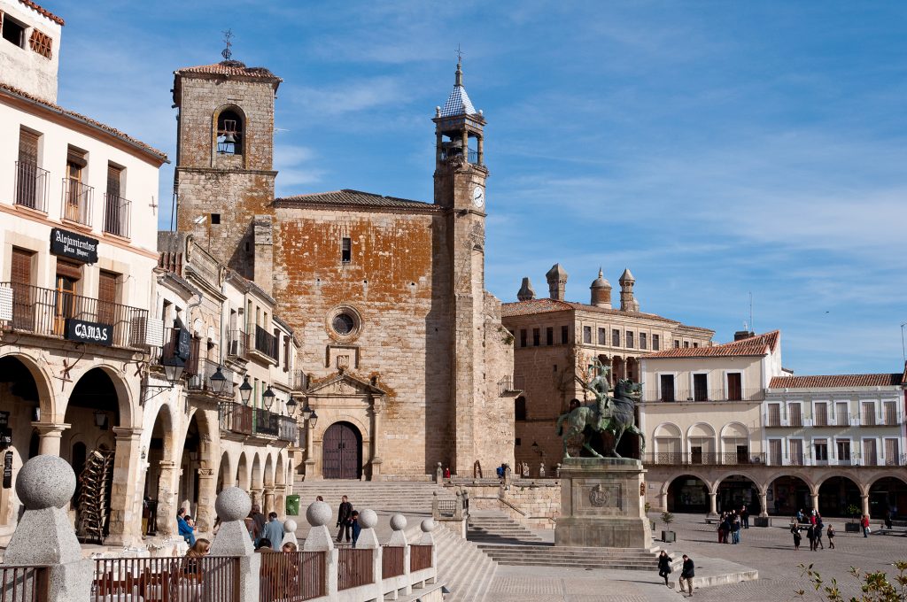 Pueblos con encanto por España ideales para escapadas