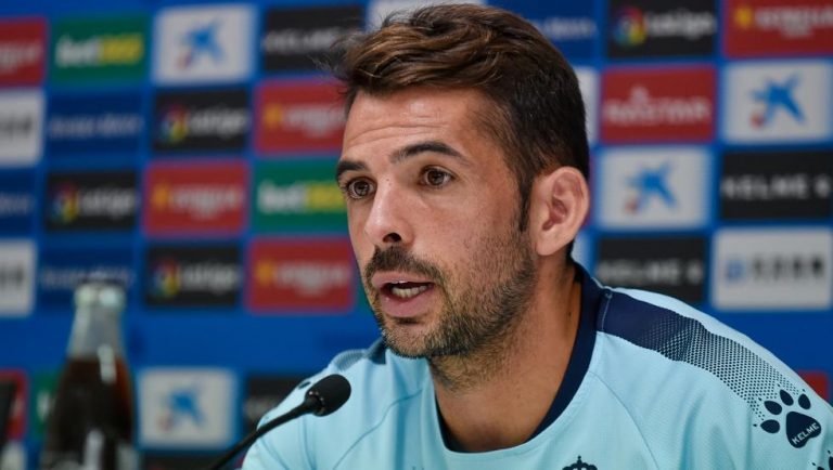 Víctor Sánchez rescinde su contrato con el Espanyol