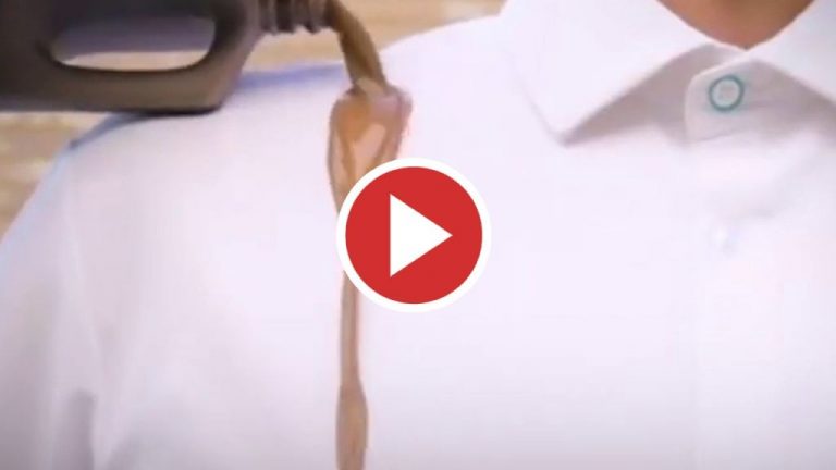 Fabrican camisas a prueba de manchas con botellas recicladas