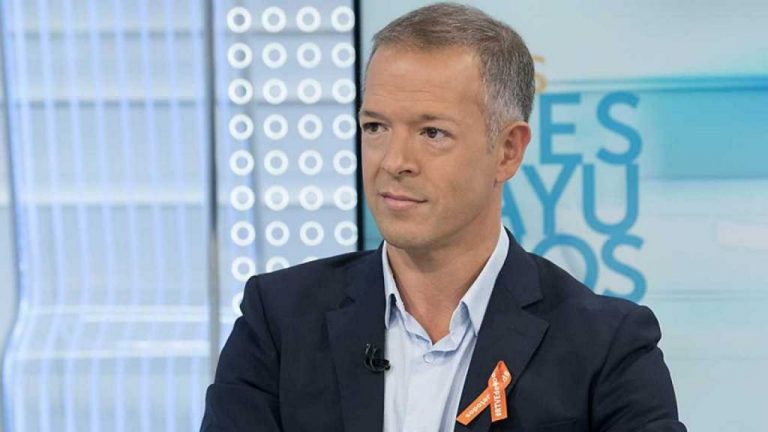 Ander Gil (PSOE) acusa a Pablo Casado de convertir el PP en un 