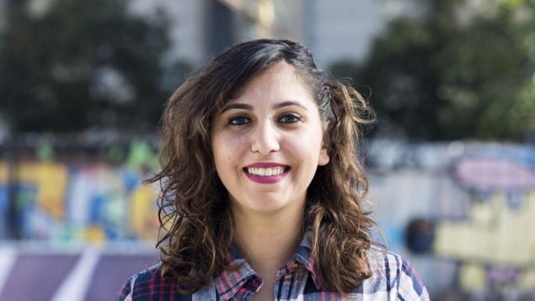 Anticorrupción pide al juez que vuelva a citar a Dina Bousselham y a su exmarido