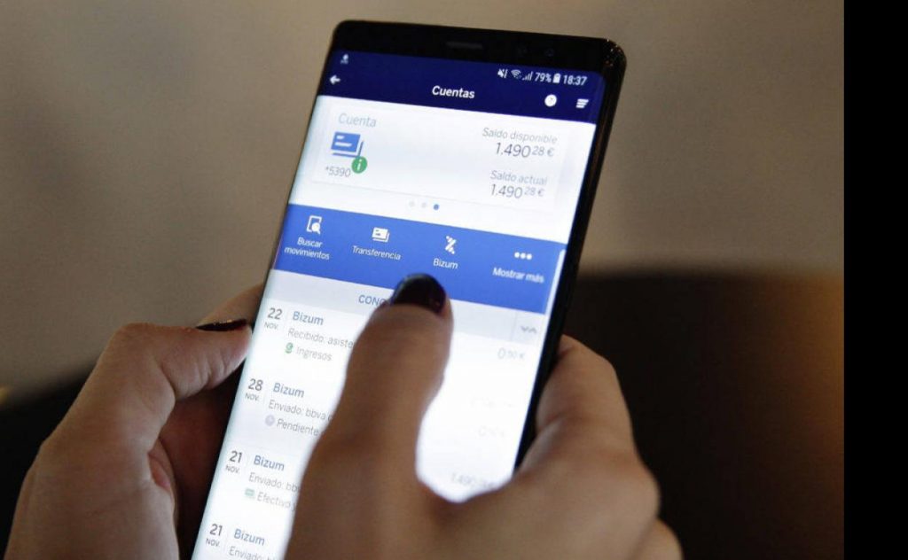 Cómo funciona Bizum, el pago entre amigos y familiares (y también en tiendas)