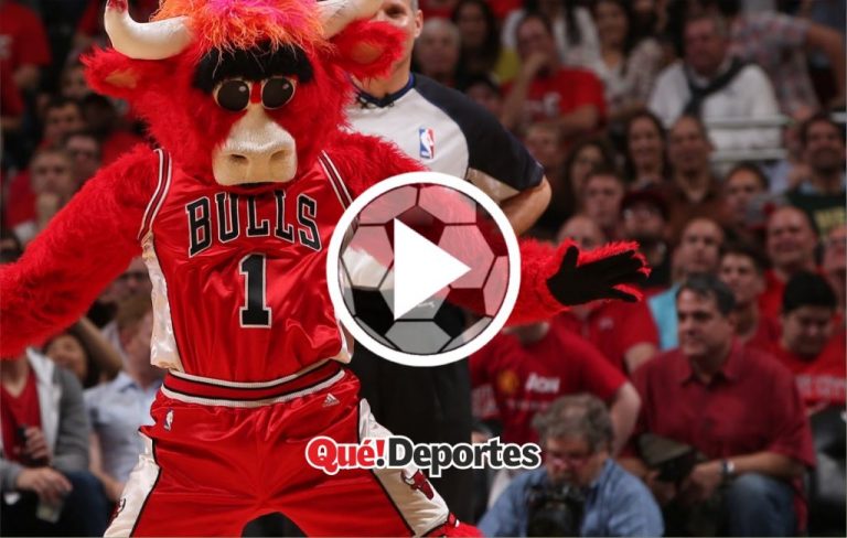 Cuando la mascota entretiene más que tu equipo ¡Los Bulls deberían hacer algo!