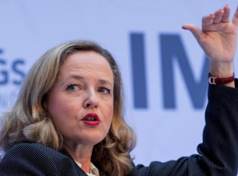 calvino-apunta-erte-deben-concentrarse-sectores-no-puedan-reabrir-y-empresas-solventes Calviño prefiere concentrar los ERTE en sectores que no puedan reabrir y empresas solventes