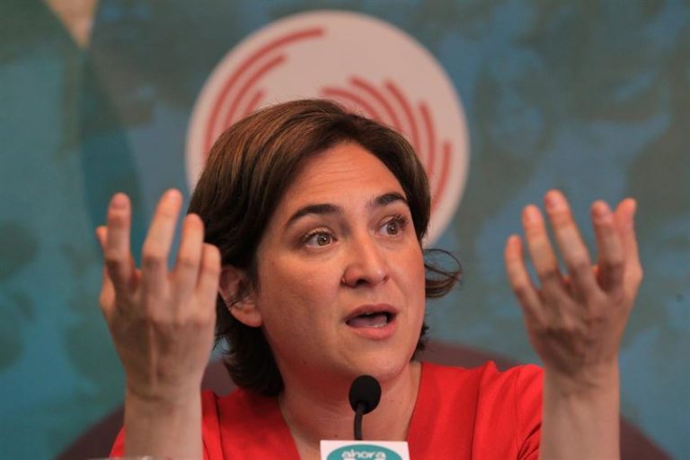 Colau critica que Torra 