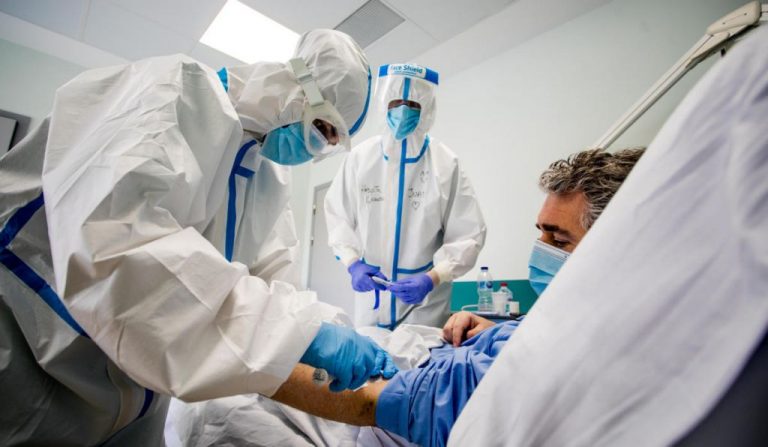 La Comunidad valenciana suma cinco fallecidos y 377 nuevos contagios