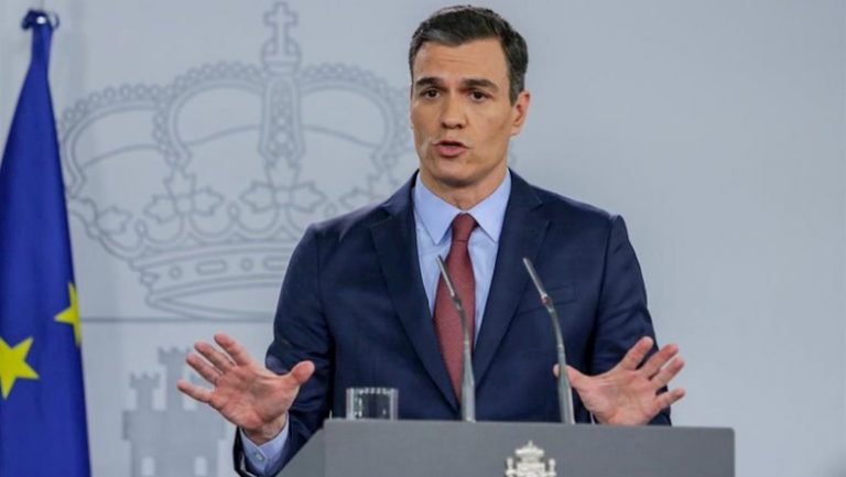 Sánchez admite que el PIB caerá 