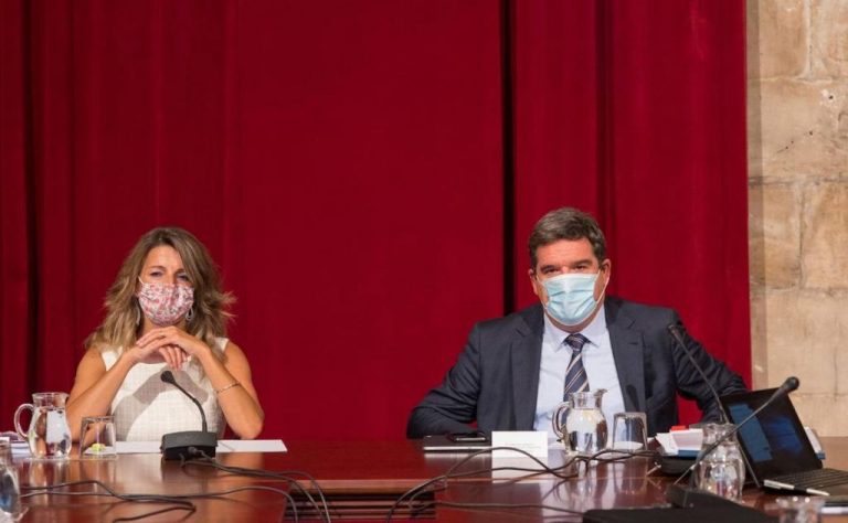 El Gobierno intenta sumar a última hora a la CEOE al acuerdo sobre los ERTE