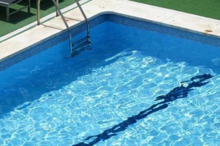 Fallece ahogada una niña de veinte meses en una piscina privada en Saldaña (Palencia)